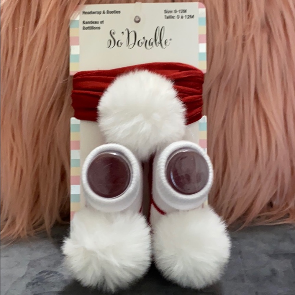CUTE HEADWRAP AND BOOTIES